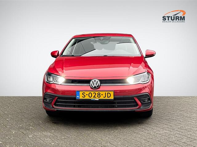 Volkswagen POLO 1.0 TSI Life | Apple Carplay/Android Auto | Stoelverwarming | LED Koplampen | Park. Sensoren | Rijklaarprijs!