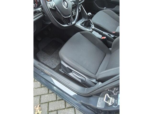 Volkswagen POLO 1.0 TSI Comfortline Navigatie Adaptive cruiscontrole RIJKLAAR