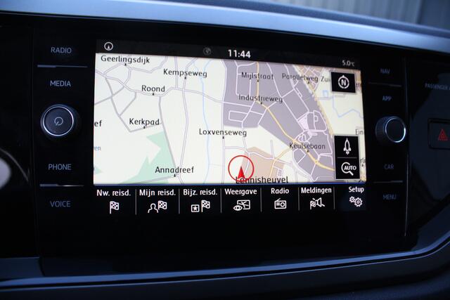 Volkswagen POLO 1.0 TSI Comfortline - NAVIGATIE - AIRCO - 5-DEURS - RIJKLAAR