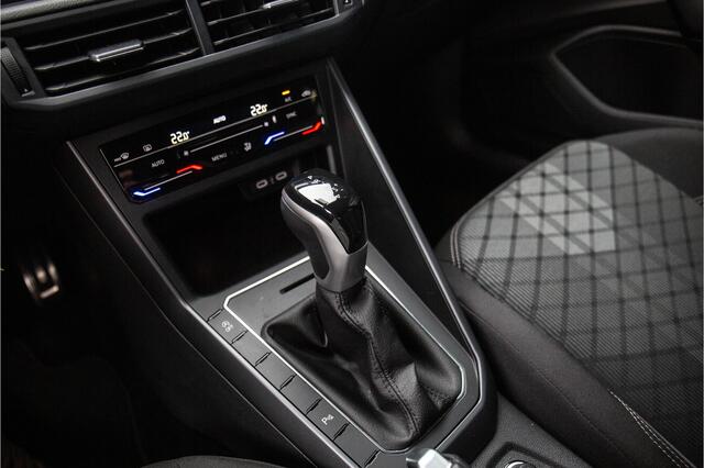 Volkswagen POLO 1.0 TSI R-Line , Adap. cruise, Virtual cockpit, Carplay,