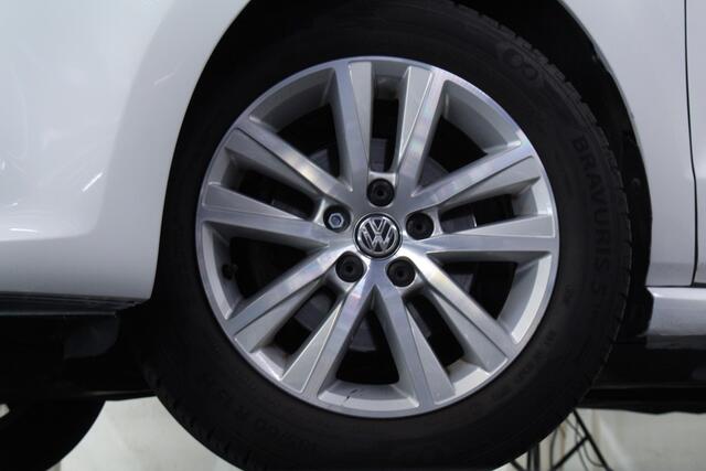 Volkswagen POLO 1.2 TSI Highline LED PANO BLUET PDC CRUISE ECC '16