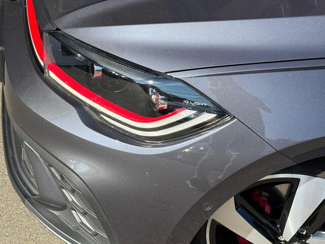 Volkswagen POLO 2.0 TSI GTI 207pk Pano iQ-Lights Beats-Audio Side & Park Assist