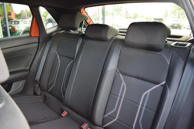 Volkswagen POLO 1.0 TSI Highline Business R | Apple CarPlay | Half Leer | Climate | ACC