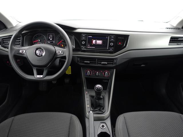 Volkswagen POLO 1.0 MPI Highline- Park Assist, Front Assist, Led, Cruise Control, Clima, Sport Pakket