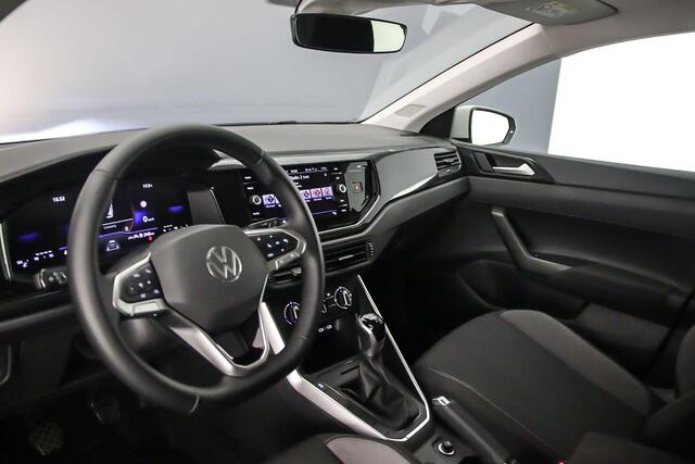 Volkswagen POLO Life Edition 1.0 TSI 95pk Adaptive cruise control, Achteruitrijcamera, Navigatie, LED koplampen, Airco, DAB, Radio, App connect, Parkeersensor achter