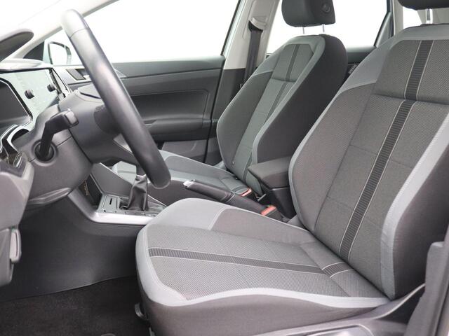 Volkswagen POLO 1.0 TSI Style 95PK Adaptieve Cruise Controle, Achteruitrijcamera, Matrix-LED Verlichting, Navi via Apple Carplay/Android Auto, Stoelverwarming, Clima, Trekhaak, 15" LM Velgen