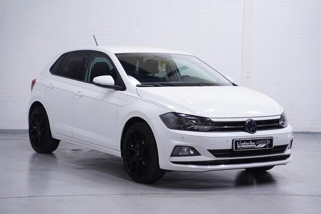 Volkswagen POLO 1.0 TSI Comfortline Clima Stoelverwarming Apple Carplay PDC v+a Adaptive cruise Sportstoelen