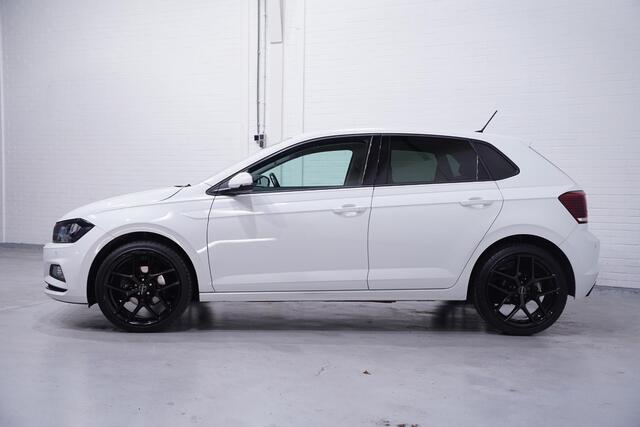 Volkswagen POLO 1.0 TSI Comfortline Clima Stoelverwarming Apple Carplay PDC v+a Adaptive cruise Sportstoelen