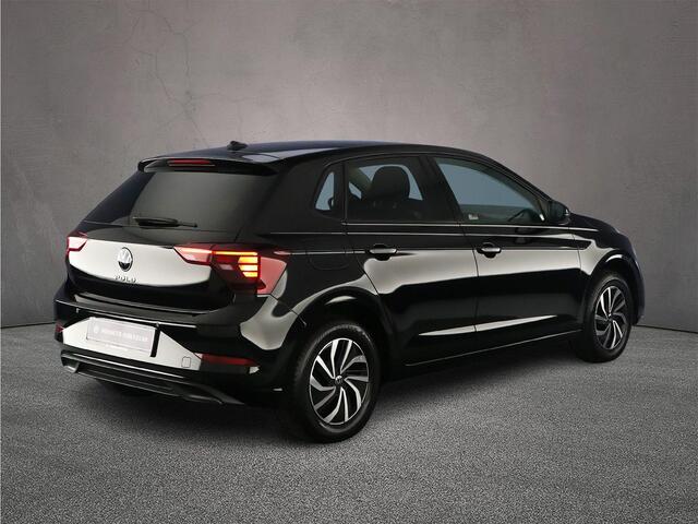 Volkswagen POLO Life 1.0 TSI 95pk Adaptive cruise control, Parkeersensoren, Stoelverwarming, App connect, DAB, Radio, Airco, Bluetooth, LED koplampen