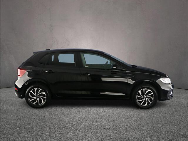 Volkswagen POLO Life 1.0 TSI 95pk Adaptive cruise control, Parkeersensoren, Stoelverwarming, App connect, DAB, Radio, Airco, Bluetooth, LED koplampen