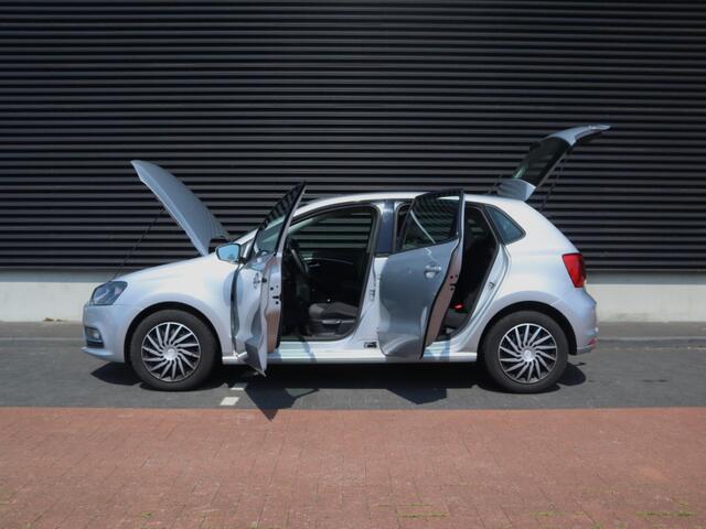 Volkswagen POLO 1.2 TSI Comfortline Connected Series | Airco | Cruise | Navi Full Map | Apple Carplay/Android Auto | PDC V+A | Start/Stop |