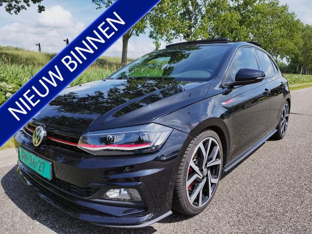 Volkswagen POLO 2.0 TSI GTI ** DSG ** VC ** Panodak ** 18 inch ** Beats Audio ** NAVI ** Carplay **