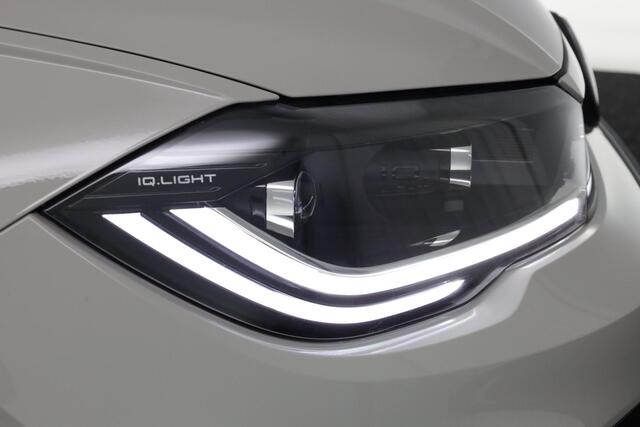 Volkswagen POLO R-Line Edition 1.0 TSI 70 kW / 95 pk DSG | IQ Light | Camera | Stoelverwarming | Navigatie