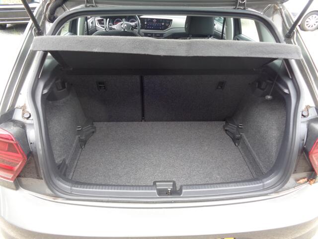 Volkswagen POLO 1.0 TSI Comfortline Carplay, navigatie, LM velgen