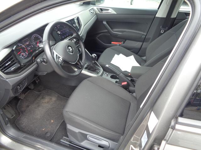 Volkswagen POLO 1.0 TSI Comfortline Carplay, navigatie, LM velgen