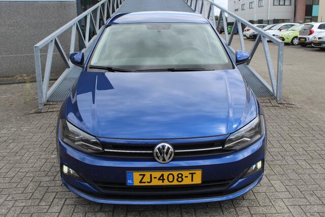 Volkswagen POLO 1.0 TSI Comfortline Airco/Apple carplay/Adaptive cruise control/Multifunctioneel stuurwiel/Elektrische ramen/Elektrisch verstelbare spiegels.