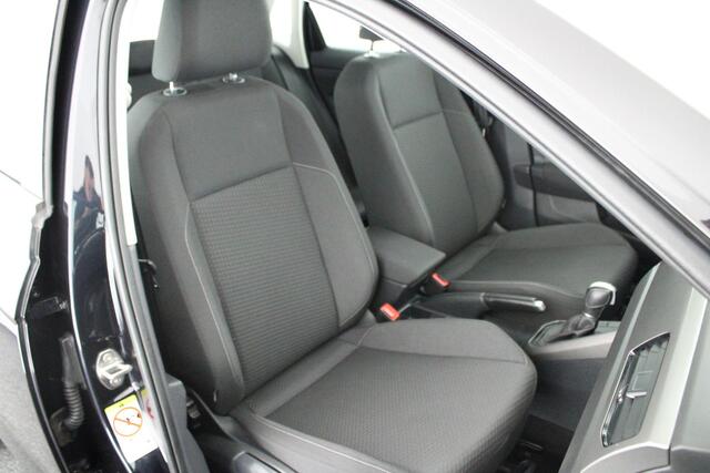 Volkswagen POLO 1.0 TSI 95pk DSG Comfortline Business Stoelverwarming Navigatie Climate Control
