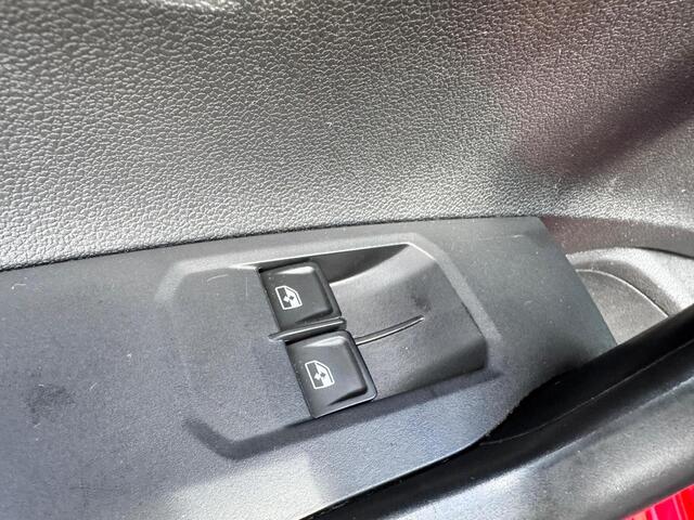 Volkswagen POLO 1.0 MPI Trendline