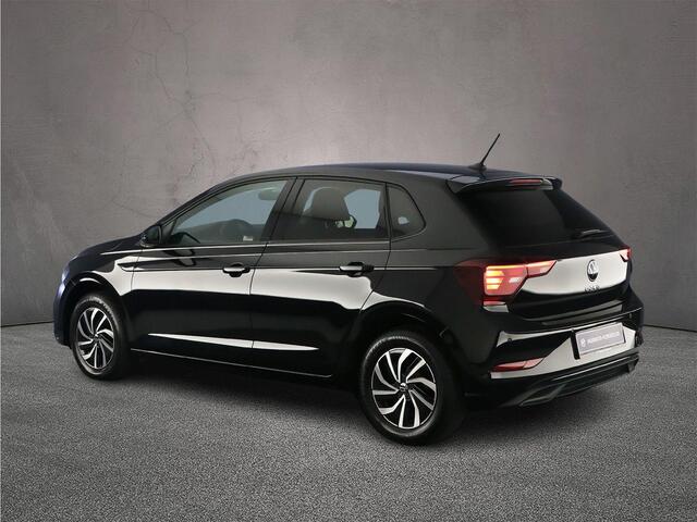 Volkswagen POLO Life 1.0 TSI 95pk Adaptive cruise control, Parkeersensoren, Airco, App connect, LED koplampen, Stoelverwarming, DAB, Radio, Bluetooth