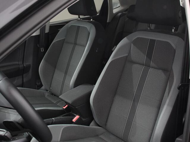 Volkswagen POLO 1.0 TSI 110pk DSG Style | Navigatie | Apple Carplay/ Android Auto | Parkeersensoren | Adaptive Cruise Control | Stoelverwarming | Ledverlichting | Climate Control