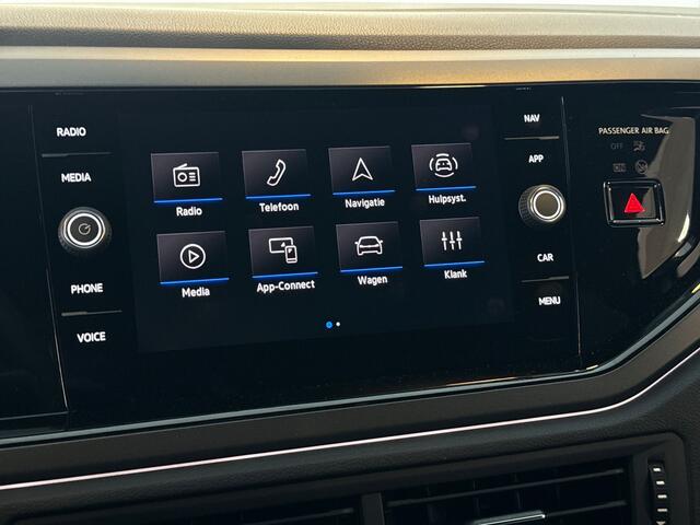 Volkswagen POLO 1.0 110pk TSI R-Line | Dodehoeksensor (Side Assist) | Koplampverlichting LED Matrix ('IQ.Light') | Voorstoelen verwarmbaar