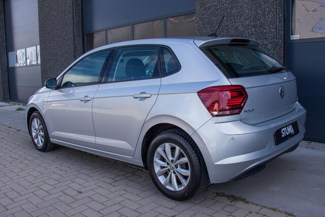 Volkswagen POLO 1.0 TSI Highline | Navi | Climate | Stuurbediening | Stoelverwarming | Sfeer | Carplay Voorbereiding | Draadloos Opladen | Bluetooth | Front Assist | 2 X PDC | Garantie
