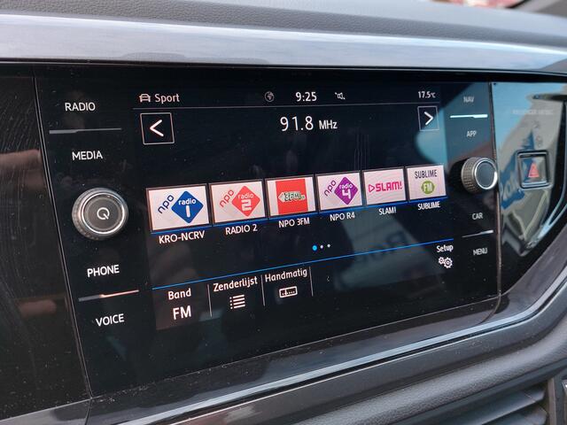 Volkswagen POLO 1.0 TSI 95pk Highline Executive 5-Deurs | Navi | Apple Carplay+Android Auto | Clima | Adap.Cruise | Sfeerverlichting | Licht+Regensensor | Privacy Glass | 16''lm