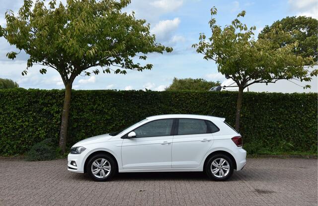 Volkswagen POLO 1.0 TSI 96 PK Navi DAB ACC Carplay NAP 1e eigenaar