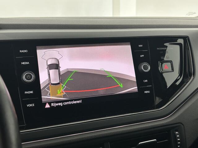 Volkswagen POLO 1.0 TSI 95pk DSG R-Line Business Camera Led Stoelverwarming Virtual Cockpit Navigatie