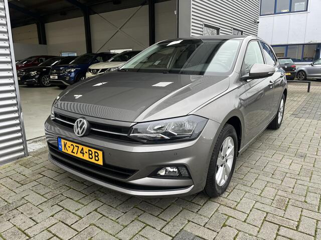 Volkswagen POLO 1.0 TSI Comfortline / Car-Play