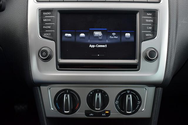 Volkswagen POLO 1.0 TSi BlueMotion Connected Series Carplay | Full Map Navi | Airco | Cruise Control | 15 Inch LMV