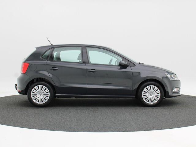 Volkswagen POLO 1.2 TSi Automaat Comfortline | Cruise Control | Trekhaak | Carplay | Airco | Parkeersensoren