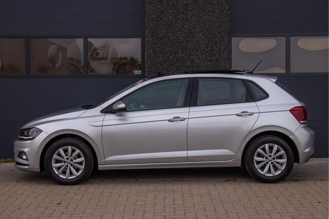 Volkswagen POLO 1.0 TSI Highline | Pano | LED | Climate | Stoelverwarming | ACC | Sfeer | Spiegelpakket | Stuurbediening | Navigatie | Front Assist | 2 X PDC | Garantie