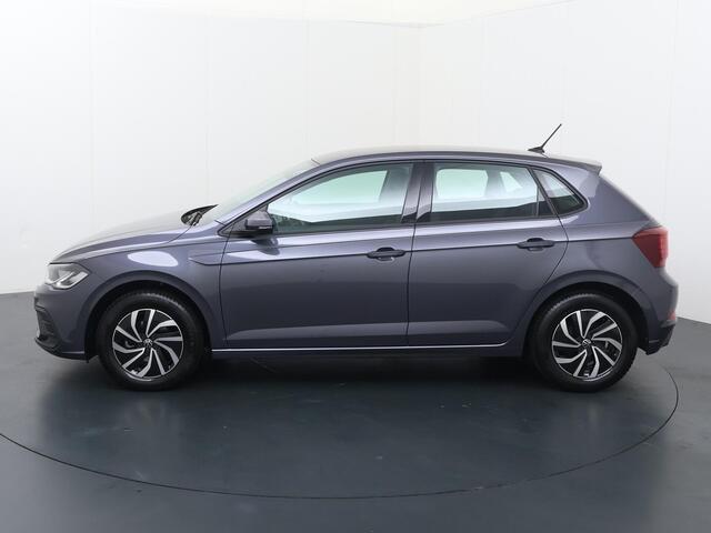 Volkswagen POLO 1.0 TSI Life | 95 PK | Achteruitrijcamera | Adaptive cruise control | Apple Carplay/Android Auto |