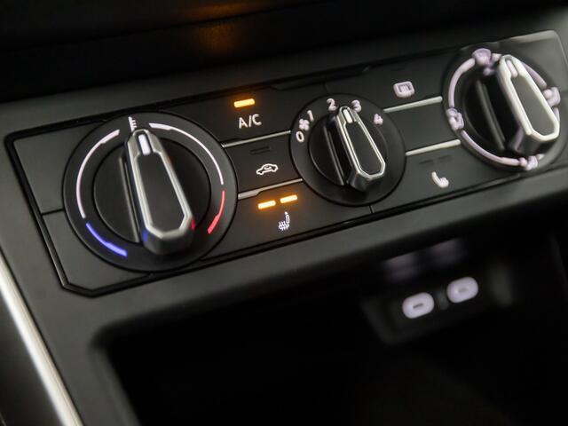 Volkswagen POLO 1.0 Sportline (VIRTUAL COCKPIT, APPLE CARPLAY, STOELVERWARMING, SPORTSTOELEN, CRUISE, LM VELGEN, PARKEERSENSOREN, NIEUWSTAAT)