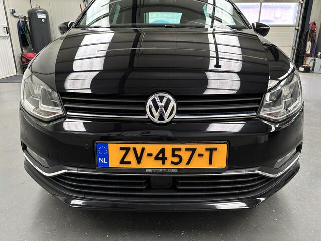 Volkswagen POLO 1.2 TSI Highline Automaat! | Cruise control | Start/stop systeem | Voorstoelen verwarmd