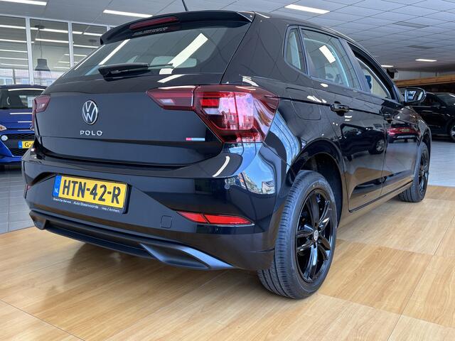 Volkswagen POLO 1.0 MPI 2025 Edition Black * 16 INCH * STOELVERWARMING * PDC