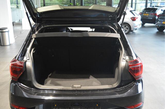 Volkswagen POLO 1.0 TSI 2X R-LINE clima cruise keyless led camera !!