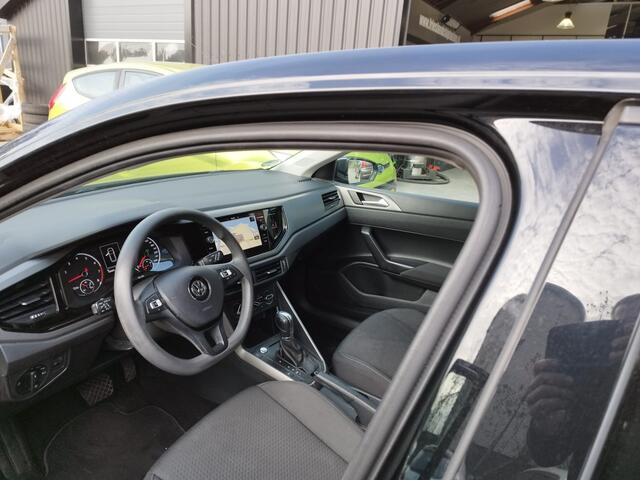 Volkswagen POLO 1.0 TSI Comfortline DSG ** 98.520 Km ** NAVI ** APP ** PDC **