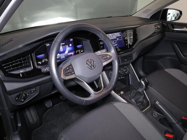 Volkswagen POLO 1.0 TSI Life 95 pk | Verlengde garantie | Navigatie | Parkeersensoren | Achteruitrijcamera | Adaptieve cruise control | Stoelverwarming |