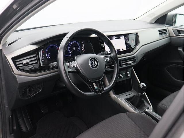 Volkswagen POLO 1.0 TSI Comfortline/ pdc voor en achter/ zeer mooi!