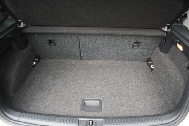 Volkswagen POLO 1.2 TSI Comfortline Connected Series - NAVIGATIE - PDC - CRUISE CONTROL