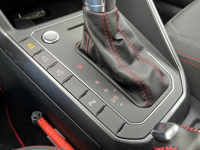 Volkswagen POLO 2.0 TSI GTI. Adaptief Cruise, Camera, Milltek, 18"LMV, Led Koplampen