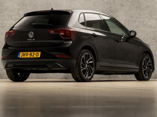 Volkswagen POLO 1.0 TSI Sportline Automaat (VIRTUAL COCKPIT, APPLE CARPLAY, GROOT NAVI, KEYLESS, CLIMATE, CAMERA, LM VELGEN, SPORTSTOELEN, GETINT GLAS, NIEUWSTAAT)