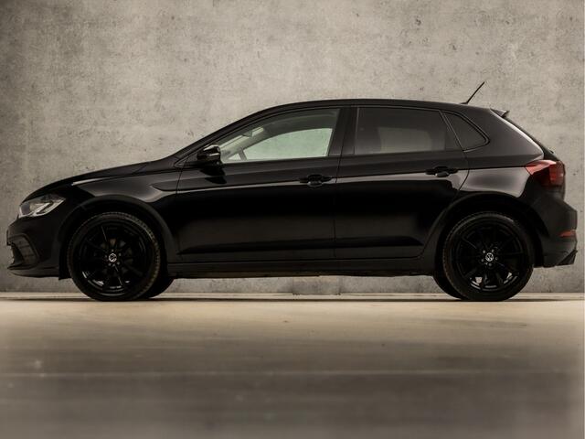 Volkswagen POLO 1.0 TSI Sportline Automaat (VIRTUAL COCKPIT, APPLE CARPLAY, GROOT NAVI, KEYLESS, CLIMATE, CAMERA, LM VELGEN, SPORTSTOELEN, GETINT GLAS, NIEUWSTAAT)
