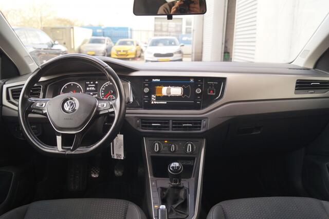Volkswagen POLO 1.6 TDI Comfortline Executive -NAVI-PDC-ACC-CARPLAY-