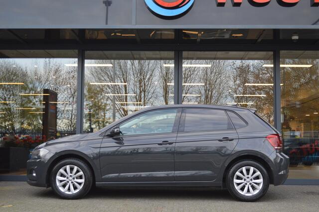 Volkswagen POLO 1.0 TSI Highline Navi CarPlay Pdc