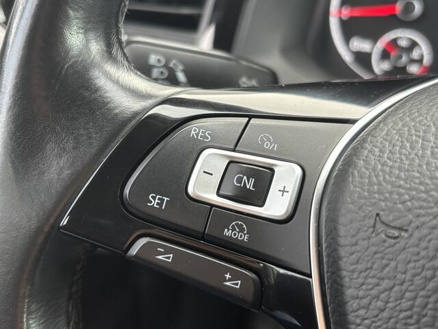 Volkswagen POLO 1.0 TSI Highline Business | Parkeer Sensoren | Stoelverwarming | Navi | Cruise