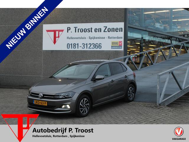 Volkswagen POLO 1.0 TSI Highline Parkeersensoren v+a/Cruise control/Climate control/Stoel en spiegel verwarming/Navi by app/Licht metalen velgen/Privacy glass