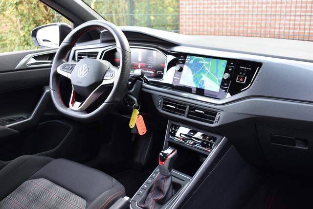 Volkswagen POLO 2.0 TSI GTI TSI 210PK DSG GTI-SPORT IQ-LIGHT/PDC/CARPLAY
